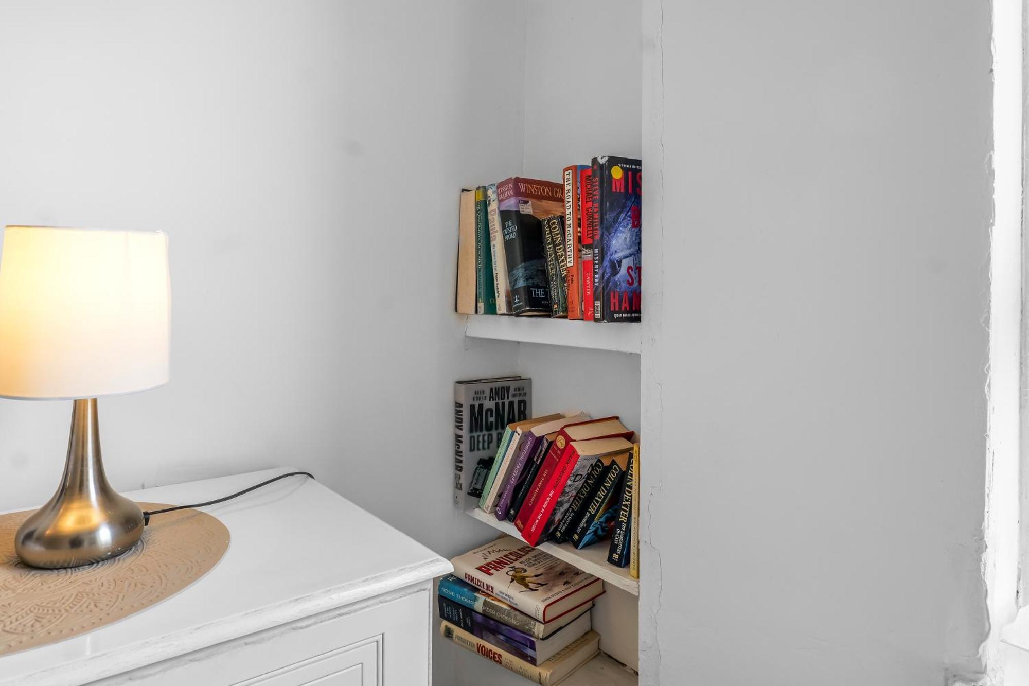Rochdale 3 Bedroom House 2 Bath With Free Parking Sleeps 7 Экстерьер фото